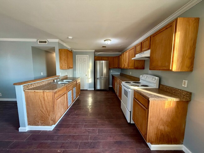 Photo - 3 Bedroom/1 Bathroom Home in Paragould AR - $1,000 MOVES YOU IN!