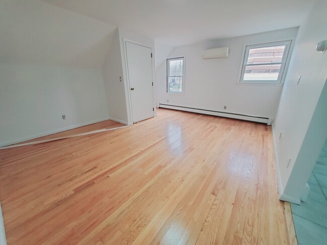 Photo - 12 Houston Ter Unit 4