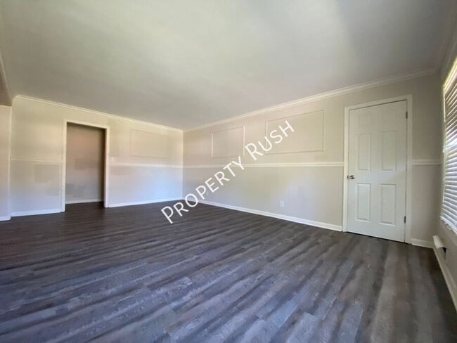 Photo - 4726 Fairwood Ln