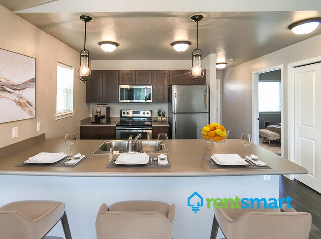 4931 Potter Park Loop Unit 202