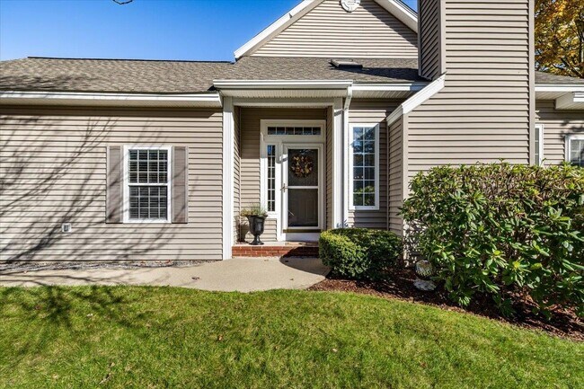 Photo - 1 Summer Snow Ln