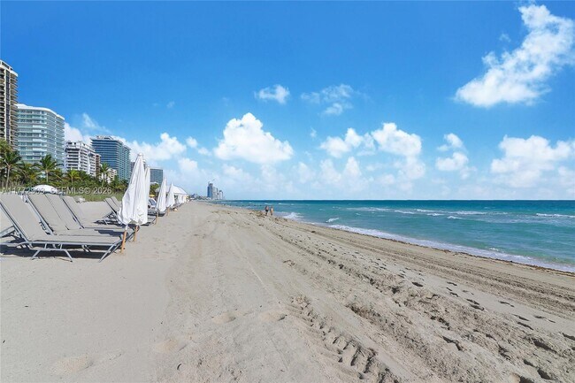 Photo - 9801 Collins Ave Unit 11M