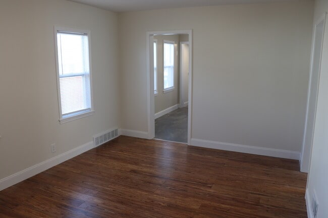 Sala de estar - 2742 Wolcott St