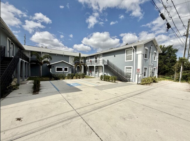 425 F St Unit 3