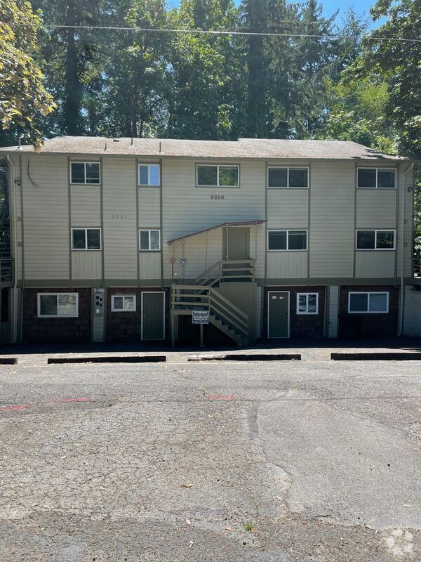 Building Photo - 2626 SW Beaverton Hillsdale Hwy Unit B Rental