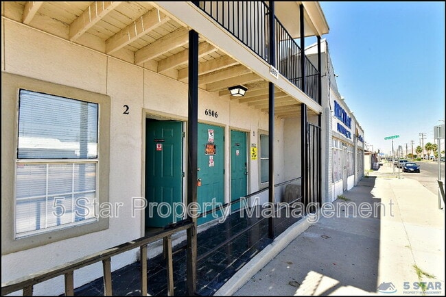 Photo - 6806 Alameda Ave Unit 4 !!