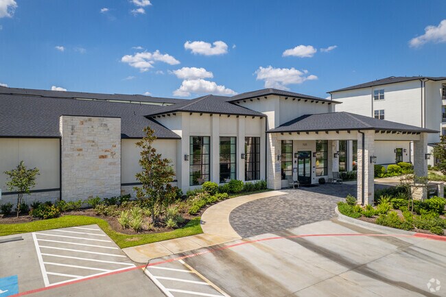 Leasing Office
