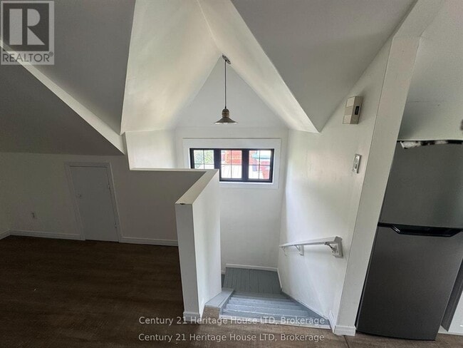Photo - 344 Ridge Rd N Unit 3