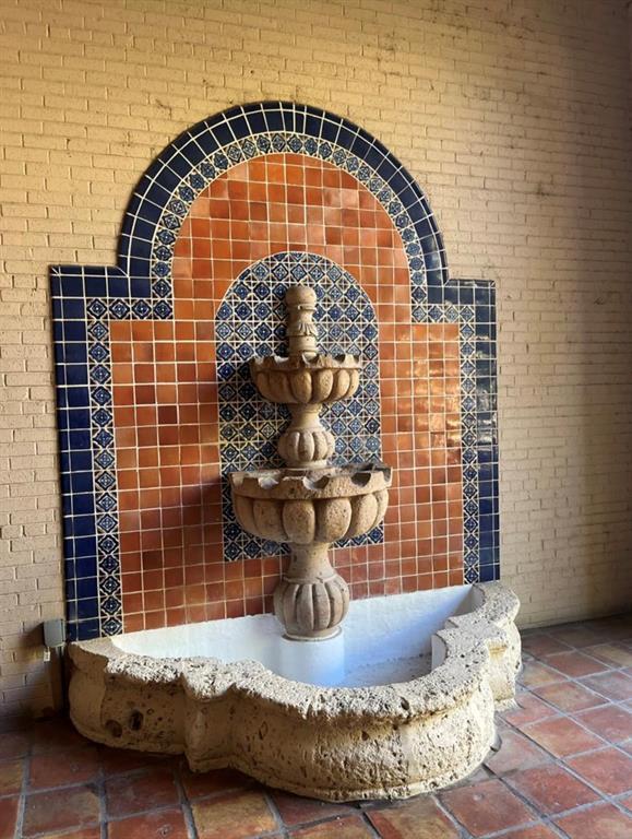 Photo - 505 W 7th St Unit 109