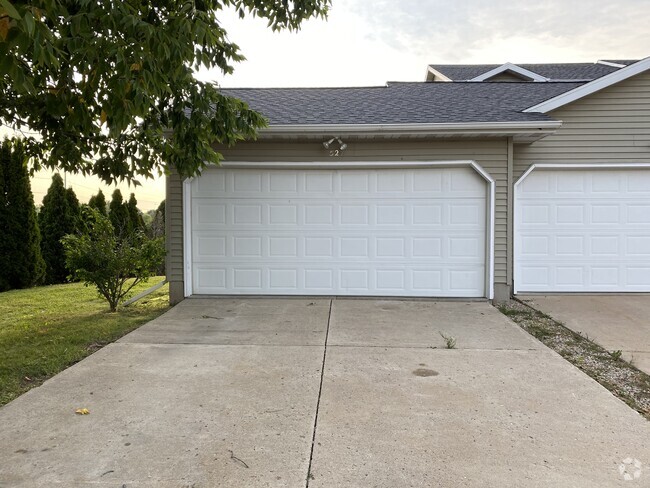 Building Photo - 527 Trail Side Dr Unit 527 Rental