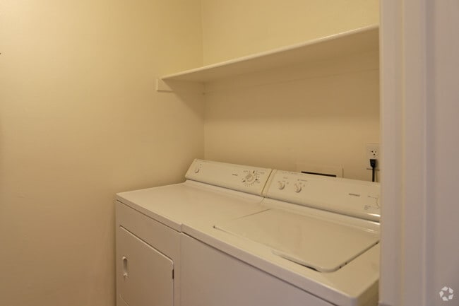 2 Bedroom