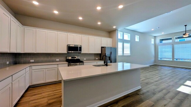 Photo - 31814 Blossom Ln