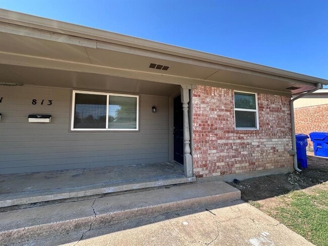 Photo - 813 Russell Cir Unit 813