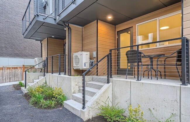 Photo - 7512 43rd Ave S