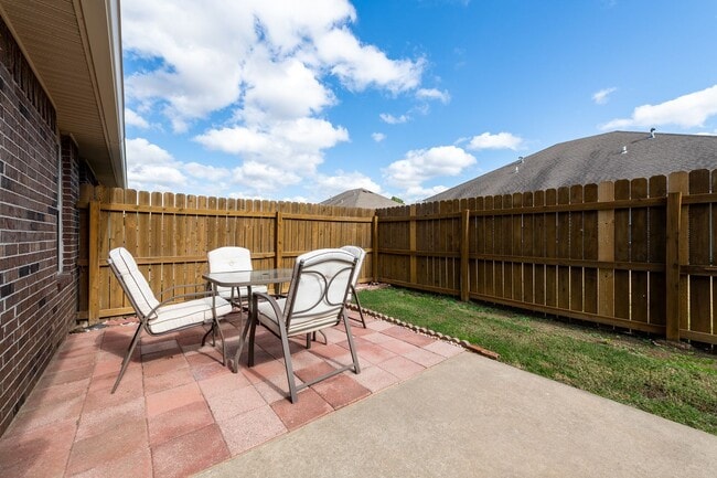 Photo - ***1582 Willowbrook Dr***