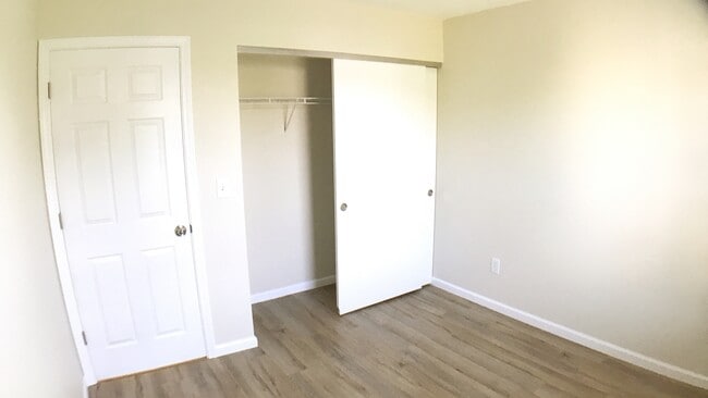3rd bedroom has large closet and window overlooking back yard - 3027 Abby Way