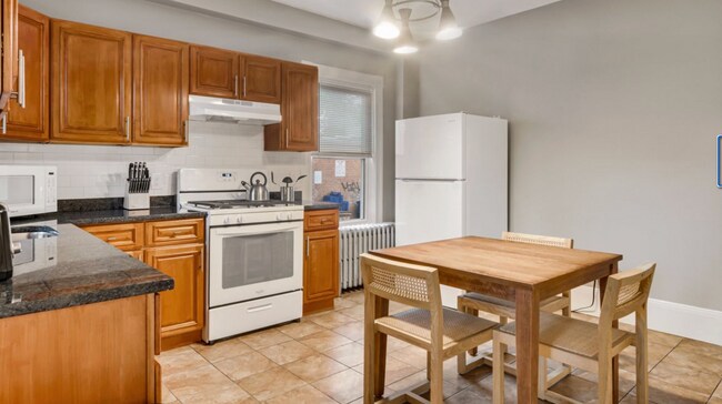 Photo - 20 Alcott St