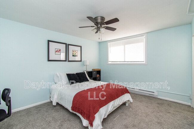 Photo - 1258 10th St N