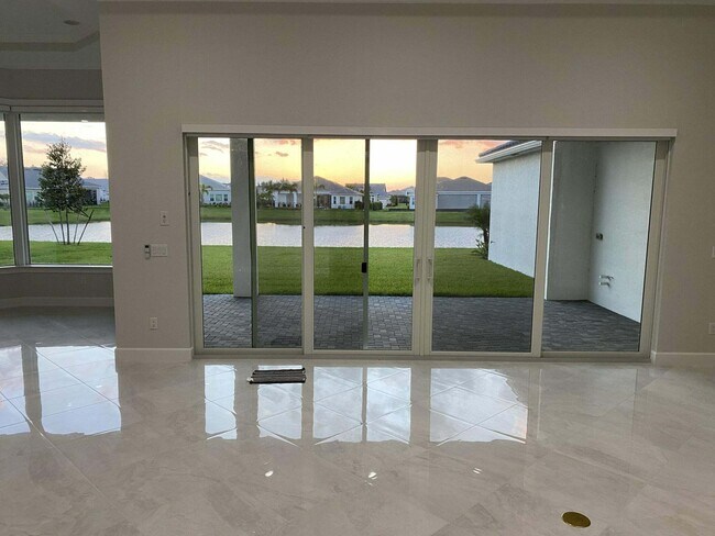 Photo - 4685 Estates Cir