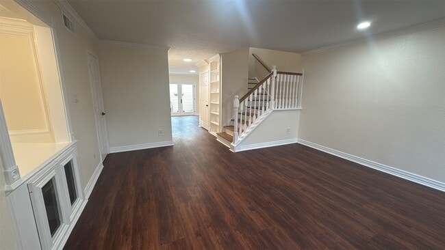 Photo - 2508 Bering Dr