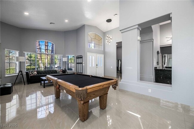 Photo - 1400 Castle Crest Dr