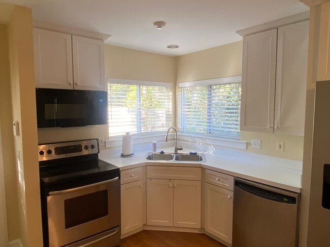 kitchen - 512 Williams St Unit B - mother-in-law suite