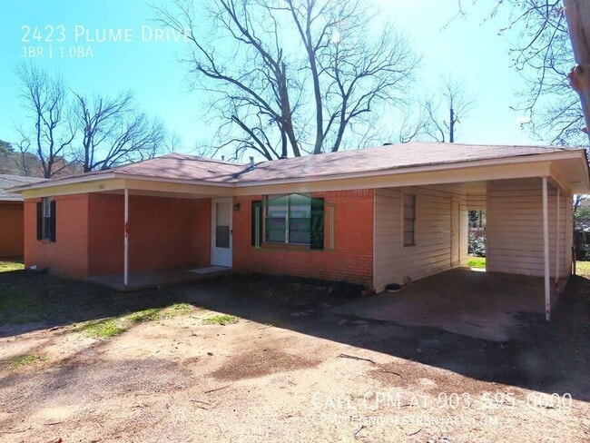 Photo - 2423 Plume Dr