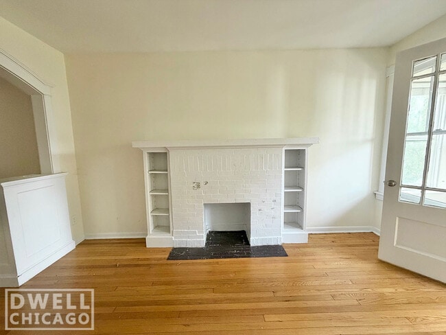 Photo - 2650 N Saint Louis Ave Unit 2