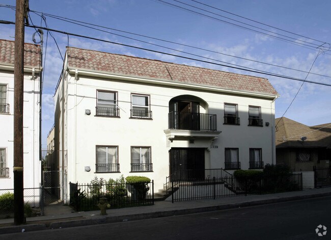 Building Photo - 1331 Albany St