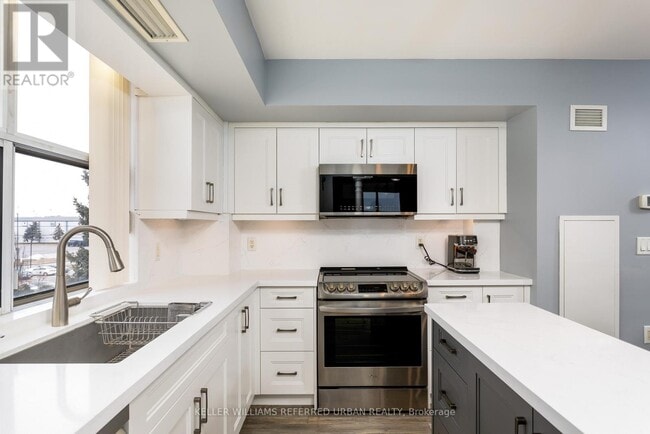 Photo - 2500 Rutherford Rd Unité 317