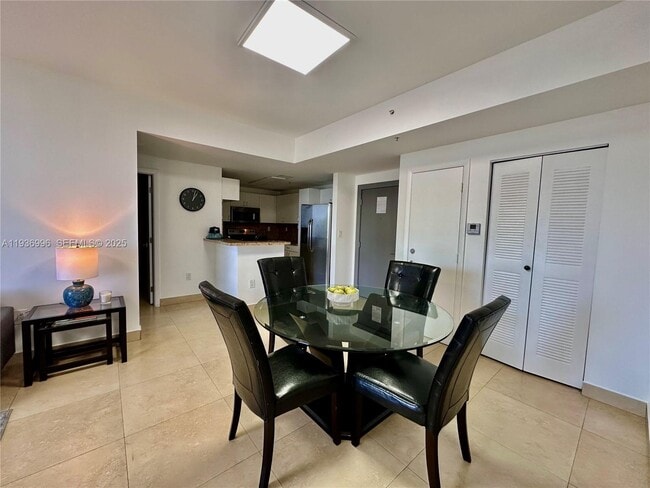 Photo - 185 SE 14th Terrace Unit 904