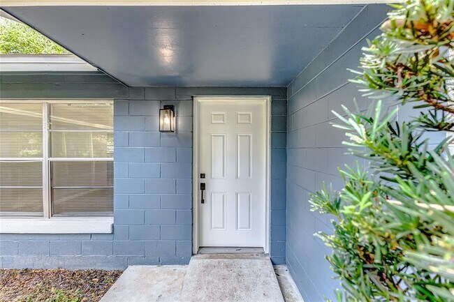 Photo - 1417 NE 38th St