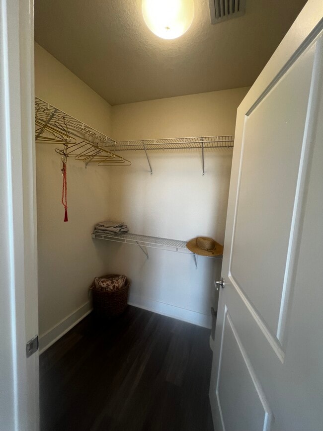 Photo - 334 NE 26th Ter Unit A3