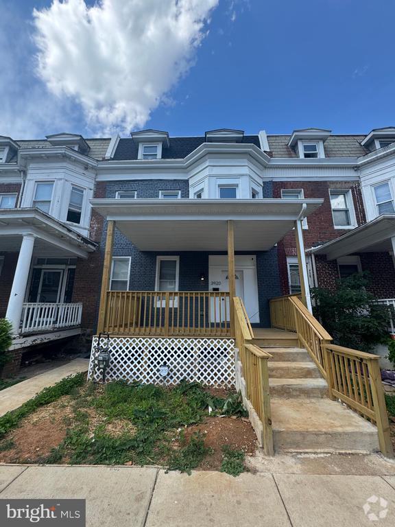 Building Photo - 3920 Ridgewood Ave Rental