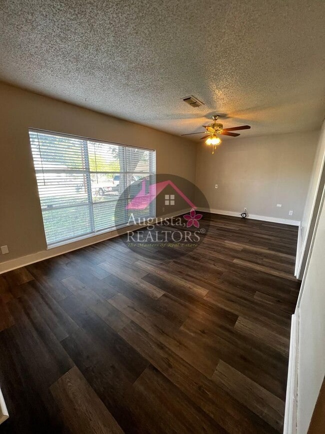 Photo - Charming 3 Bedroom 2 Bath Home in Abilene