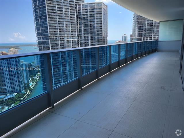 Building Photo - 200 Biscayne Boulevard Way Unit 4203 Rental