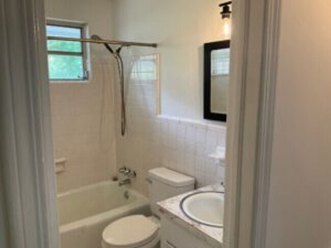 Photo - Duplex in Earlwood!