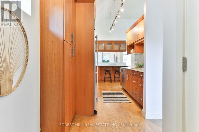 Photo - 22 Whitewood Rd