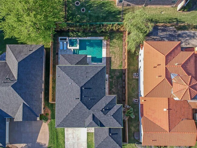 Photo - 57 Waterford Way