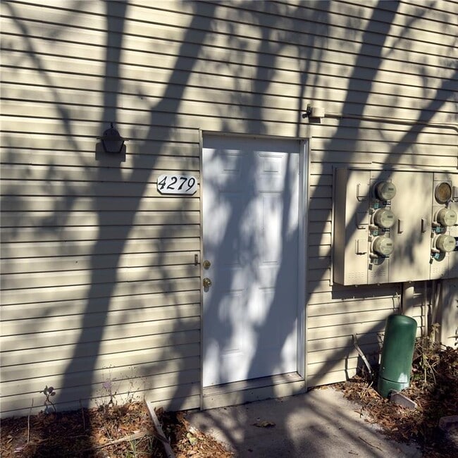 Photo - 4279 Pinebark Ave Unit 4