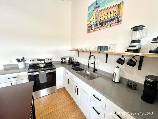 Photo - 113 N Lancey St Unidad 202