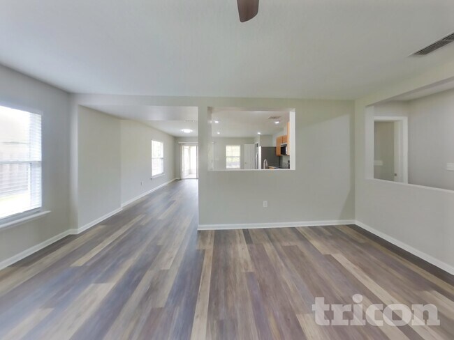 Photo - 76383 Timbercreek Blvd