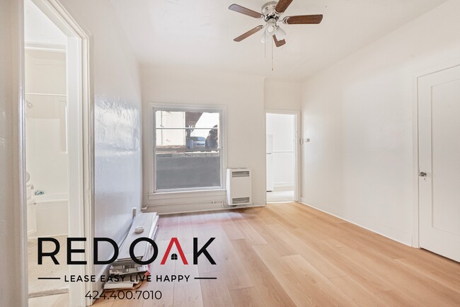 454 1/4 S Catalina St-110 - 454 1/4 S Catalina St-110 Condo Unit 110