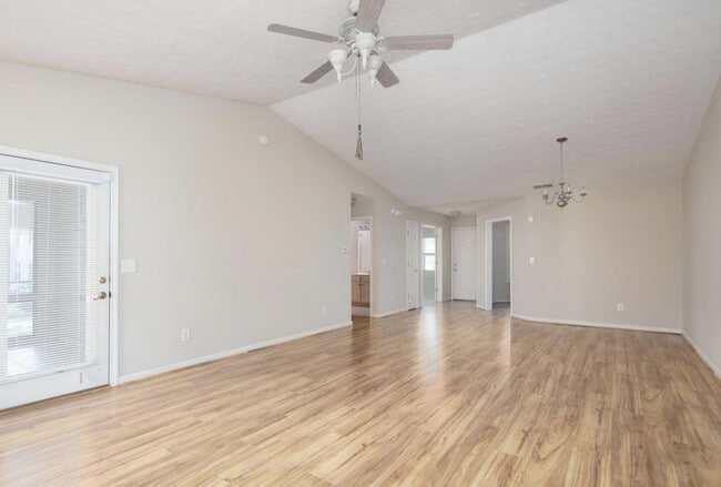 Photo - 2116 Allegheny Way