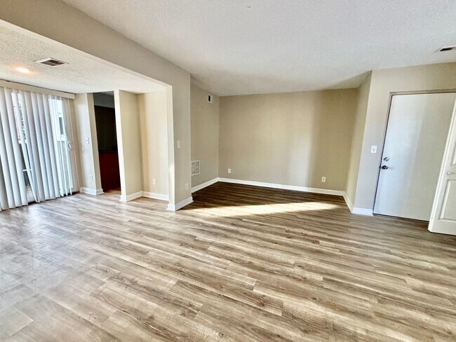 Photo - Arabell Unit 3744-2