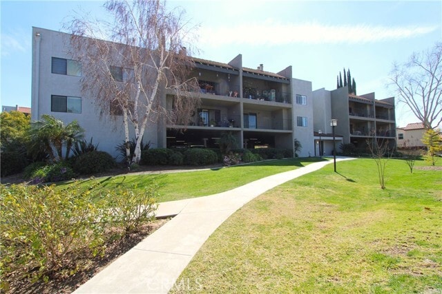Building Photo - 234 E Fern Ave Unit 101 Rental