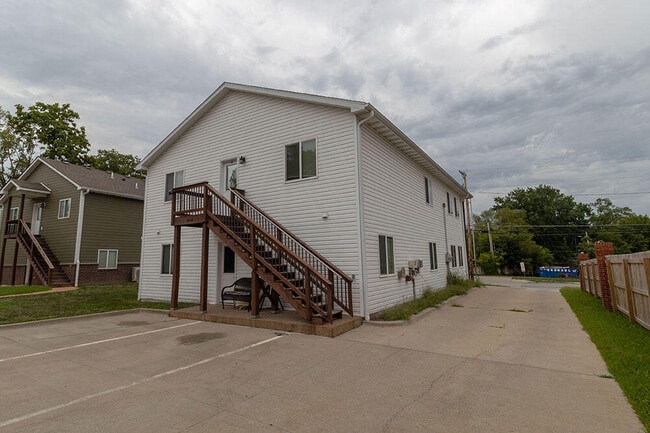 Photo - 1409 Paris Rd