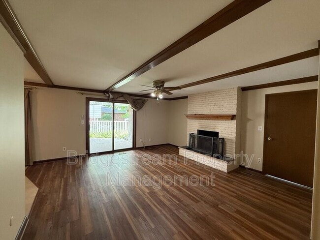 Photo - 2135 E Rahn Rd