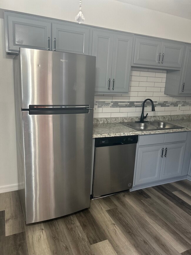 Photo - 16 Bogart Pl