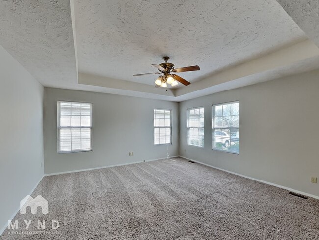 Photo - 615 S Mahn Ave